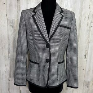 Women's Black & White Textured Blazer Jacket